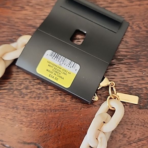 INC INTERNATIONAL CONCEPTS Large Ivory Link Resin Statement Necklace, 23" - Picture 3 of 4